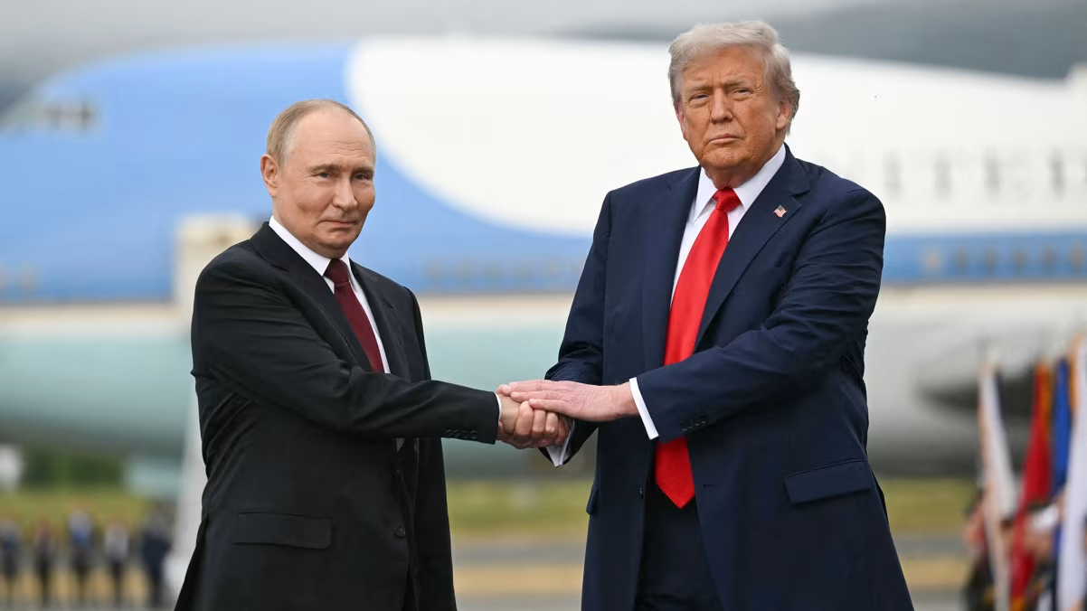 History’s Shadows: How Munich, Yalta, and Budapest Shape the Debate on Ukraine 1 Observers fear Trump’s approach could echo Yalta, where decisions were made above the heads of those most affected. Former U.S. Ambassador to Russia Michael McFaul cautioned that “the Trump-Putin meeting in Alaska must not become Yalta 2.0.”