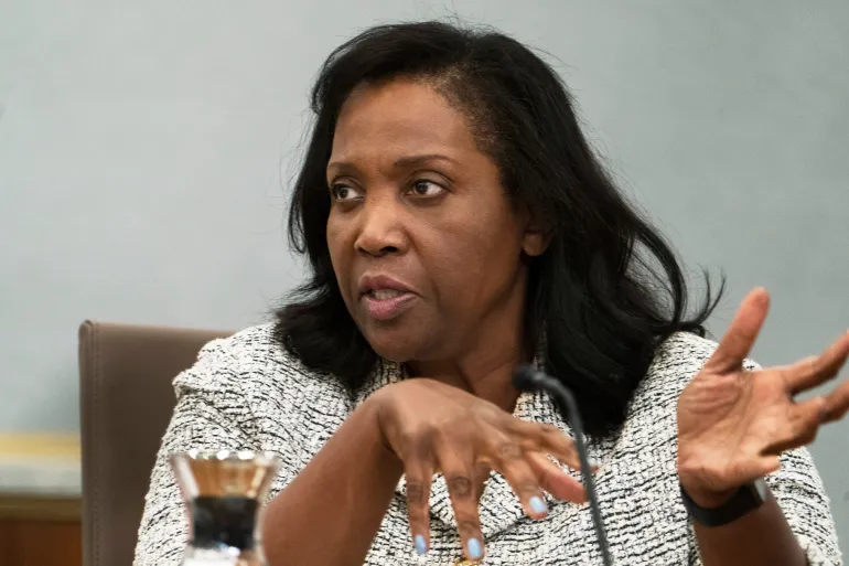 Trump Orders Removal of Fed Governor Lisa Cook Over Mortgage Fraud Allegations 2 In a dramatic and unprecedented move, U.S. President Donald Trump has ordered the dismissal of Federal Reserve Governor Lisa Cook, citing allegations of mortgage fraud. The announcement, made late Monday through a letter posted on Trump’s social media platform Truth Social, has raised serious concerns about the independence of the central bank.