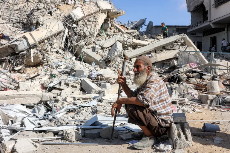 Israel Intensifies Gaza Bombing Amid Forced Evacuation Orders 2 Israel Gaza Bombing 2025 City’s high-rise towers after forced evacuation orders, worsening humanitarian crisis as thousands face famine and child deaths reach record highs.