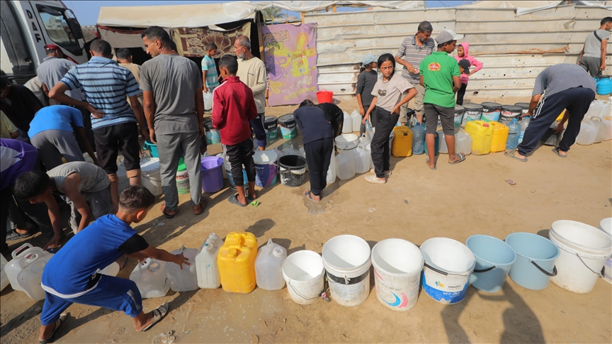 Gaza Aid Access: A Month Into Truce, UN Decries Israeli "Red Tape" and Physical Blockades 2 A month into the truce, Gaza aid access is crippled by Israeli red tape, border closures, and movement restrictions, the UN states.